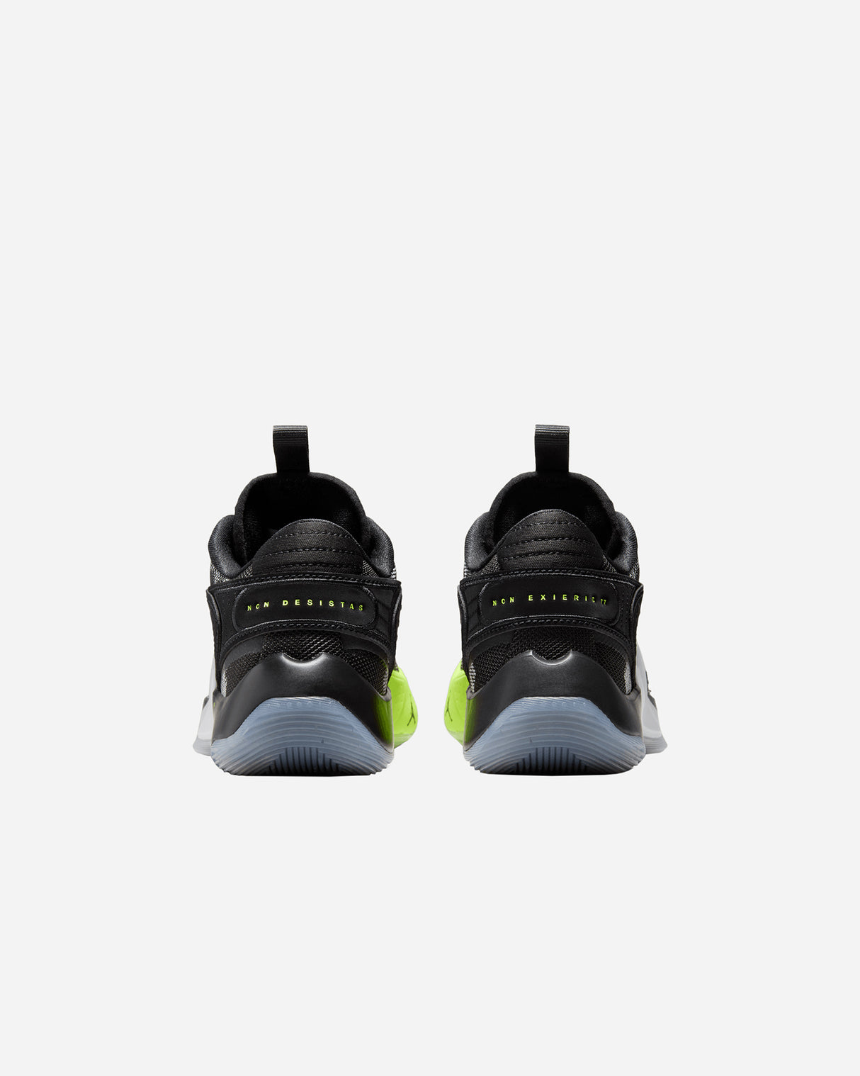S5645699_017cl004