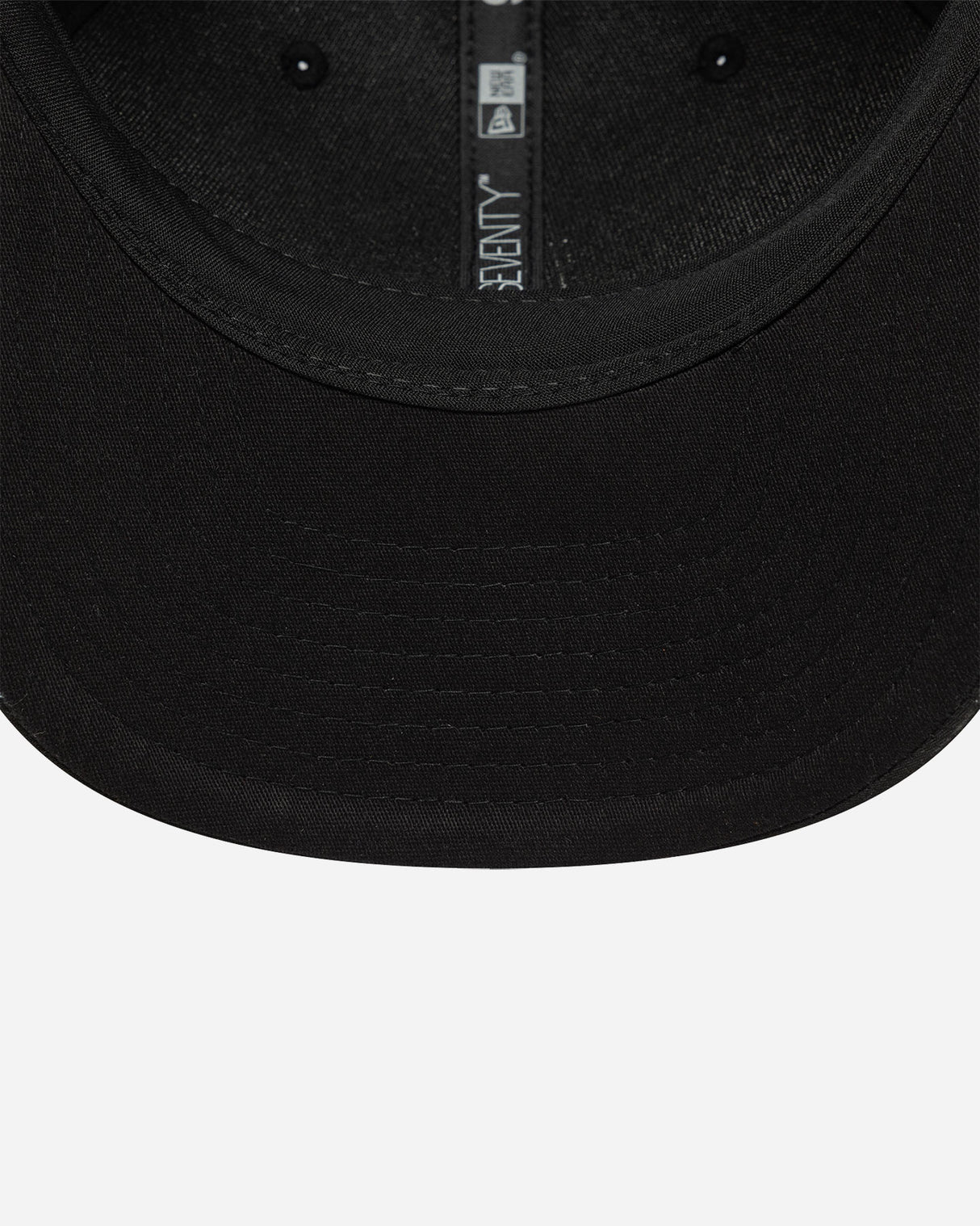 S5885560_001cl005