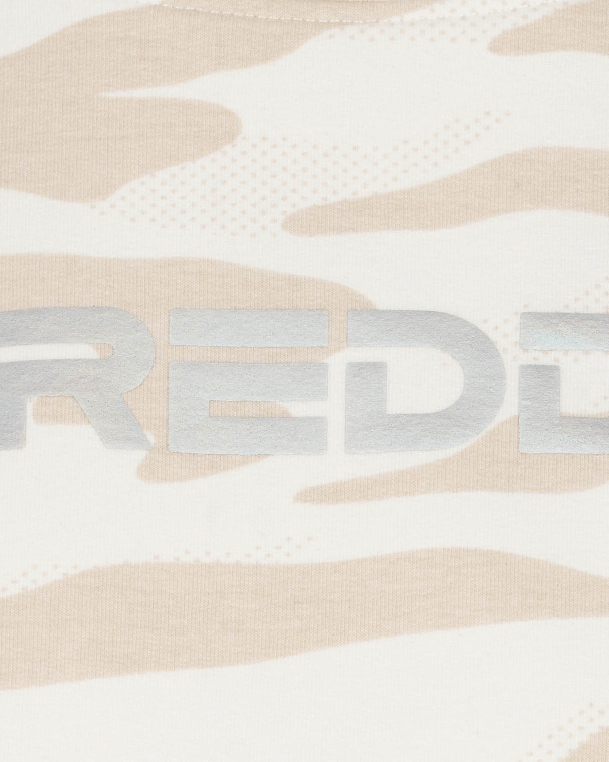 S5902919_CAMO32_cl002